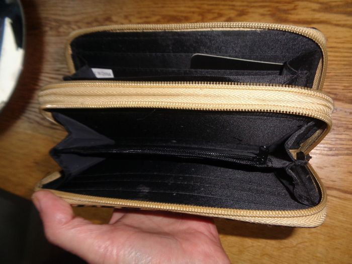 Ladies Wallet for Sale