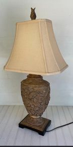 Vintage Uttermost Table lamp