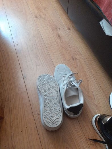 trainers size 6.5