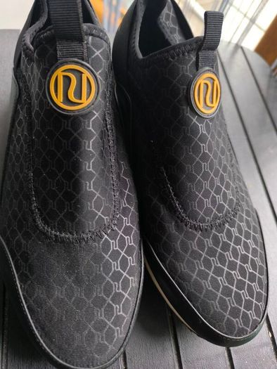 River Island slip on shoes black gold detail size 41 UK 7
