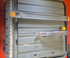 Electric wet tile cutter