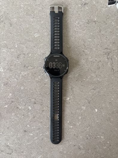 Garmin Forerunner 735XT GPS Multisport Watch and USB cable charger