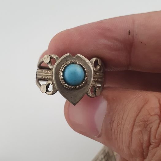 15 Rustic Brass Rings Mixed Traditional Glass & Stone Ring Collection