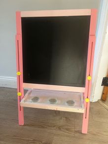 kids easel