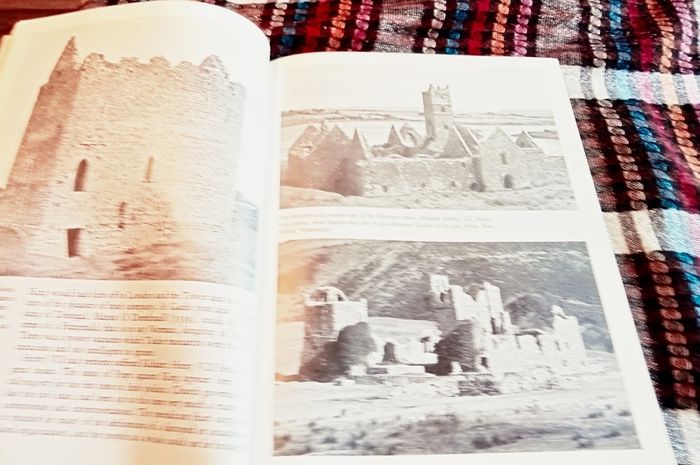 1972. A Concise History Of Ireland. Marie And Conor Cruise O' Brien.
