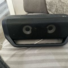 portable speaker