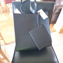 bag Lennon and Courtney . New