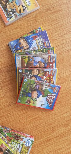 Bundle children's DVDs
