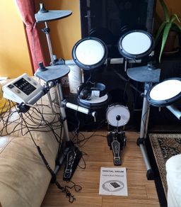 Electronic Drum Kit