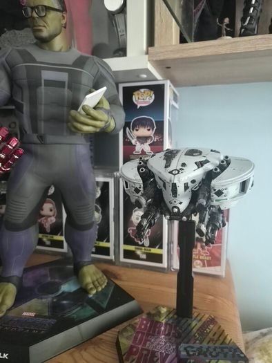 hot toys spiderman drone