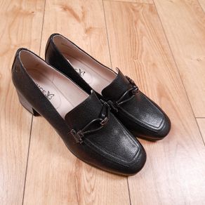 Caprice Black Grained Leather Heeled Loafers 5UK/38EU/24.4cm