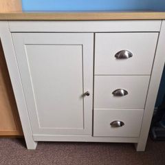 Storage cabinet