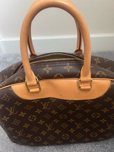 Louis Vuitton Deauville MM Vintage handbag