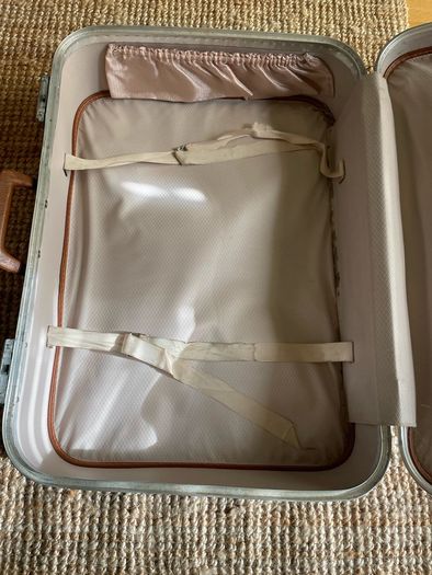 Suitcase- Vintage