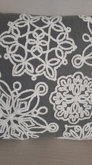 Meadows and Byrne 4 seasonal cushons
