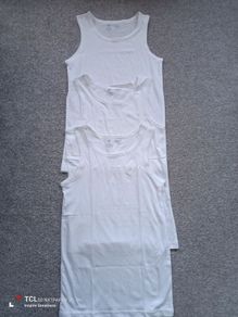 NEW.Boys vest. Age 10/11.3for5e