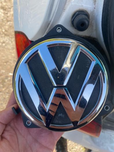 VW mk6 golf boot emblem