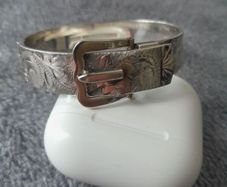 solid silver buckle bangle, full halmarks,Birmingham,35g
