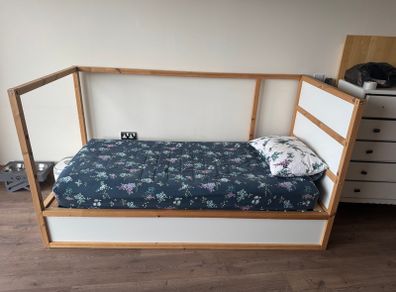 Single Bed