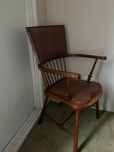 antique Windsor Dining chair