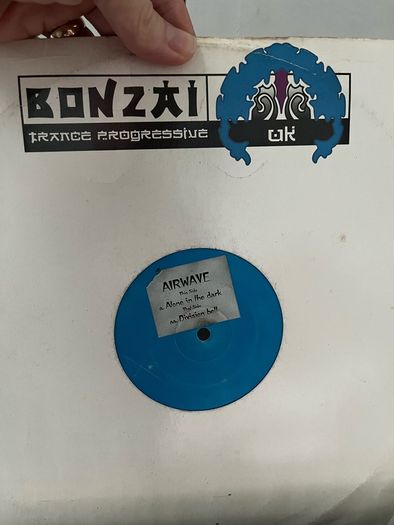 Airwave Alone in the dark 12" vinyl