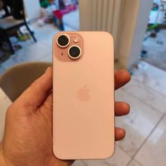 iPhone 15 (Pink)