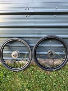 Road bike wheelset