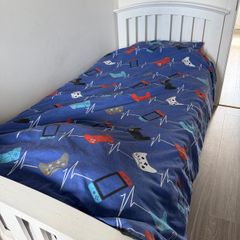 White single bed