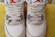 Jordan 4 Retro White Oreo