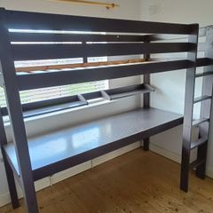 Single bunk with workspace below