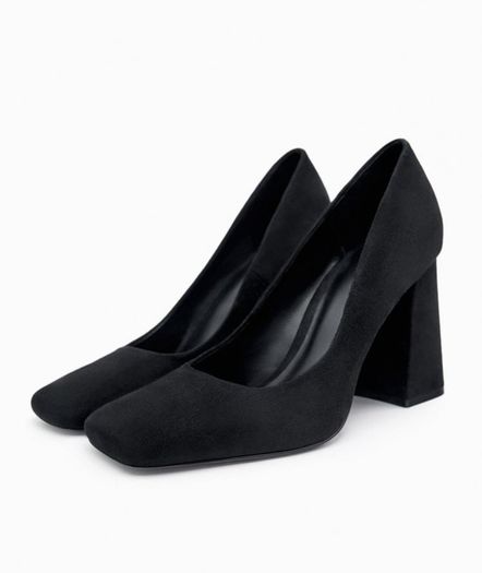Leather heel shoes