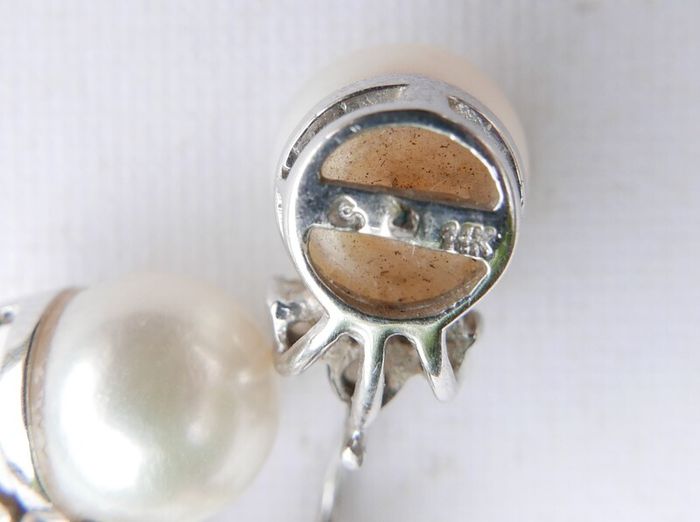 Vintage 14k Solid White Gold Round Bead Cultured Pearl Diamond Earrings 3,37g
