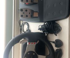 Logitech G27 PC Wheel and Pedals