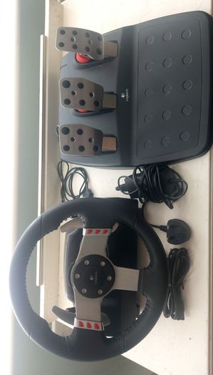 Logitech G27 PC Wheel and Pedals