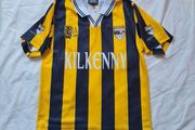 Signed kilkenny child's Jersey no clue what signatures on it in good condition