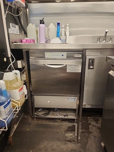 commercial dishwasher