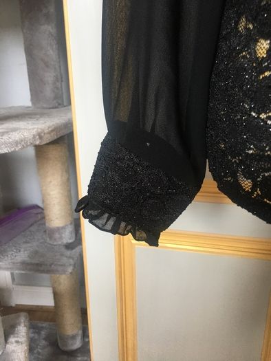 Lace blouse, new, size M