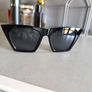 Black cat eye sunglasses Image 4