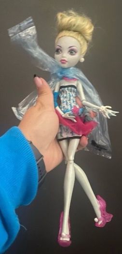 monster high dolls