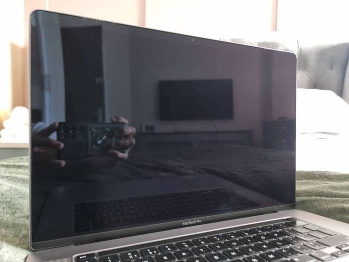 MacBook pro 2019 16"