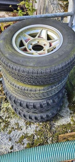 Alloy wheels x4