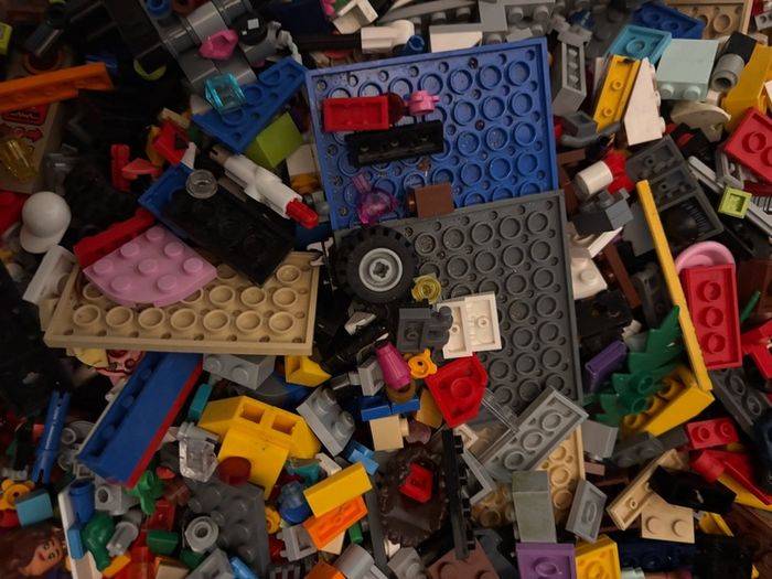 14kgs of genuine Lego