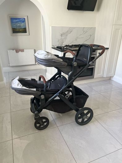 UPPAbaby Vista V3. Complete Single and Double Bundle 800e