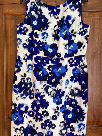 Ladies dress