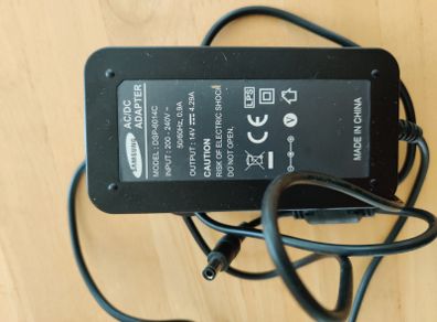 Samsung charger AC/DC adapter charger 14v 4.29A