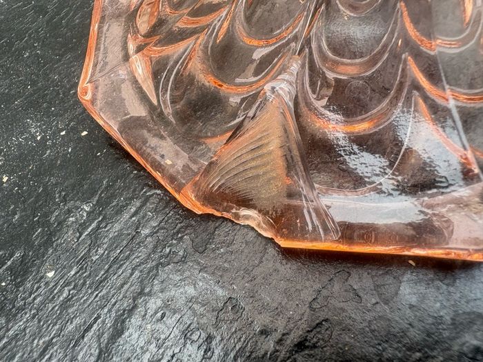 Free vintage glass vase 2 chips