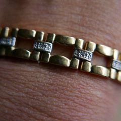 Vintage Gold Plated Bracelet (no hallmarked)