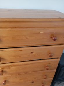 pine chest of drawers