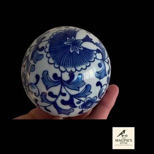 Vintage decorative balls/ carpet bowls