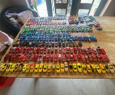 Mainly hotwheels 273 cars total.